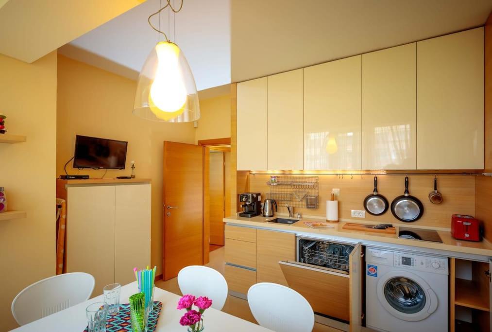 Green Apartment - Top Location, Near City Center! Sófia Exterior foto